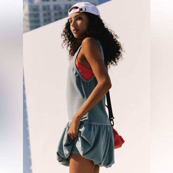 Free People FP Movement Hot Shot Bubble Set in Summer Storm - Picture 2 of 7